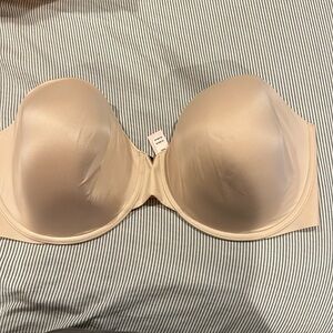 Invisible lift by Victoria’s Secret strapless bra